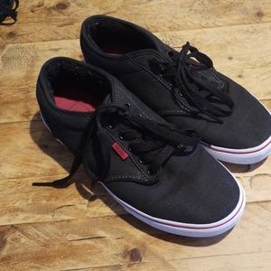 VANS black tennis shoes size 9